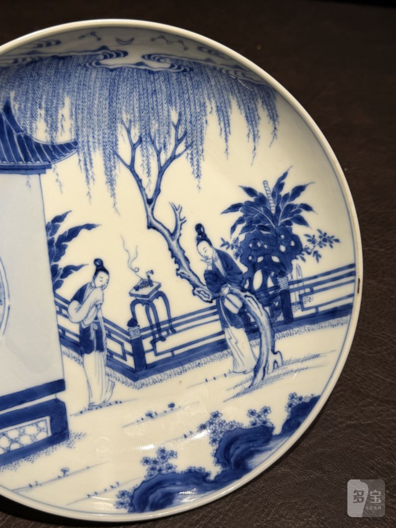 清雍正 安窑青花“西厢记”人物故事图盘 - 图9